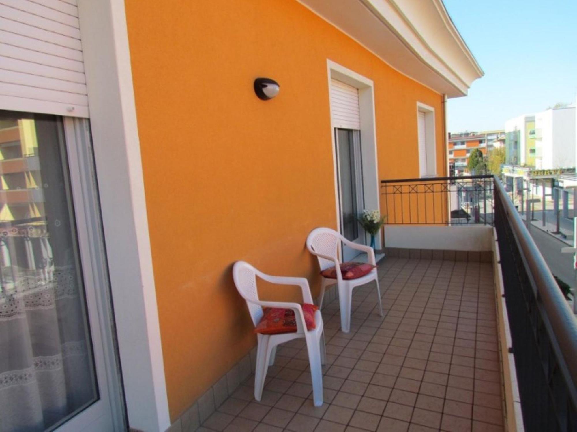 Large For Up To 9 Guests Apartment *